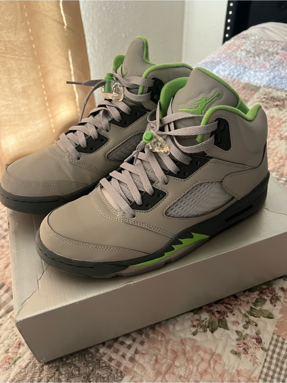 Air Jordan 5 Retro 'Green Bean' 2022